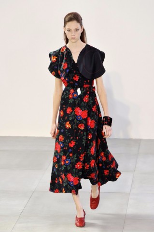 Robe, prêt-à-porter printemps-été 2015, Céline